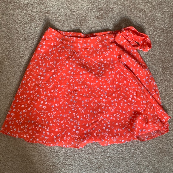 Forever 21 Wrap Skirt - Picture 1 of 4